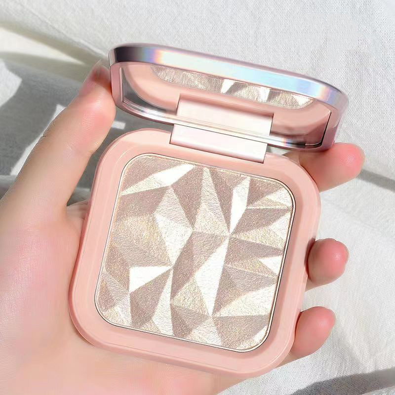 Tek Renkli Aydınlatıcı Pudra P - Highlighter Bronzer Palette incelemesi ve fiyatı