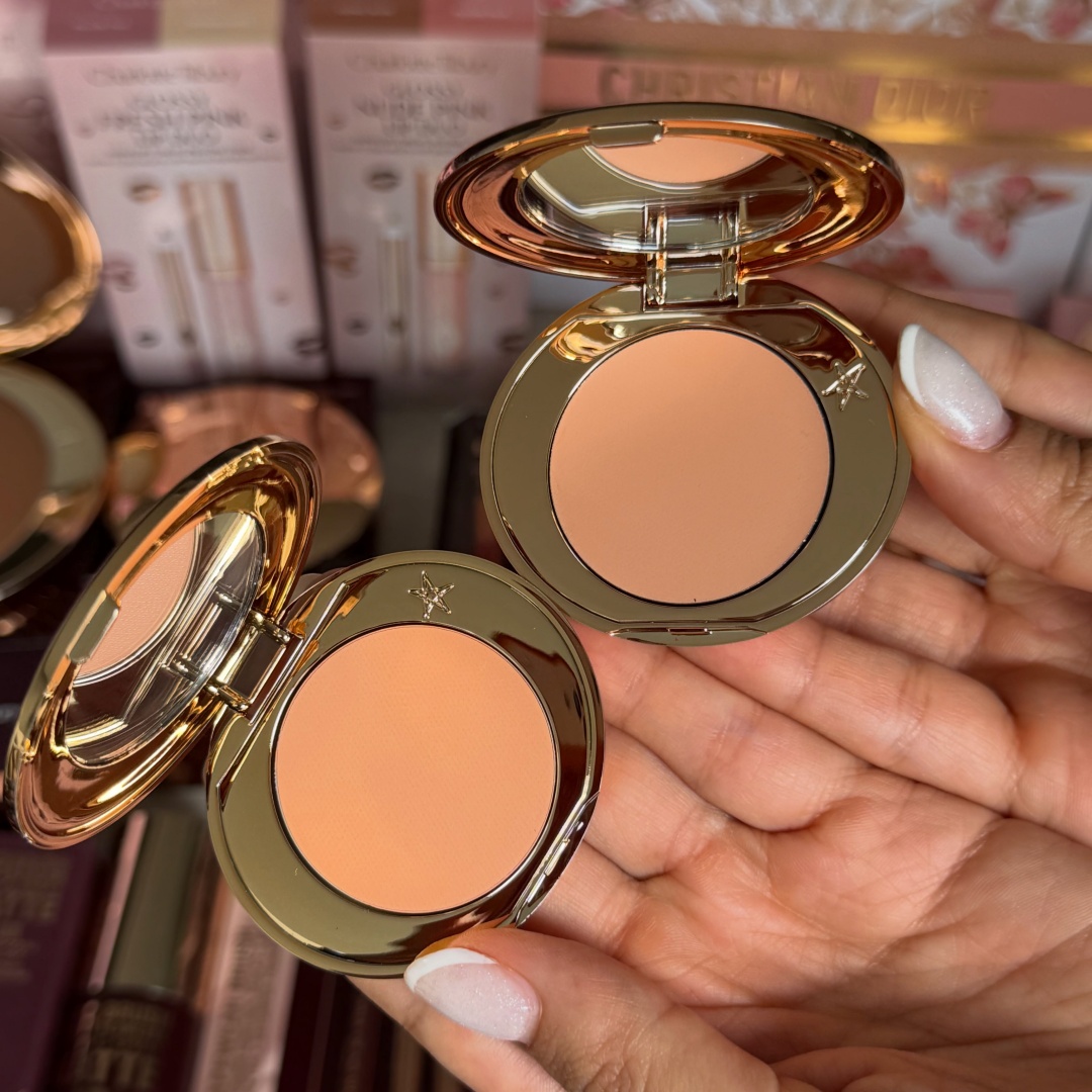 Charlotte Tilbury Likit Fondöt - Huda Beauty Makeup Mini Kit incelemesi ve fiyatı