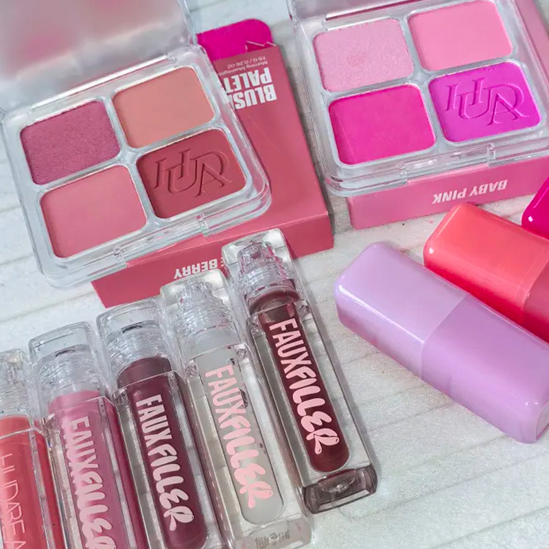 Moda Markası 4 Renkli Allık Pa - Huda Beauty Makeup Mini Kit incelemesi ve fiyatı